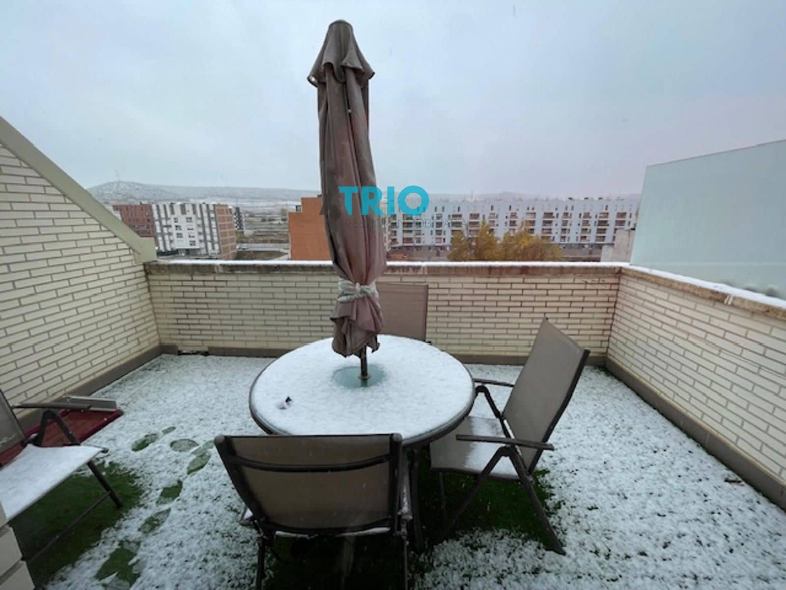 3 soveværelse Penthouse til salg i Burgos by med garage - € 360.000 (Ref: 9409698)