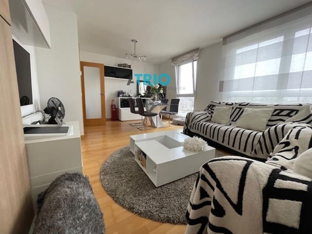 3 bedroom Penthouse for sale in Burgos city with garage - € 360,000 (Ref: 9409698)