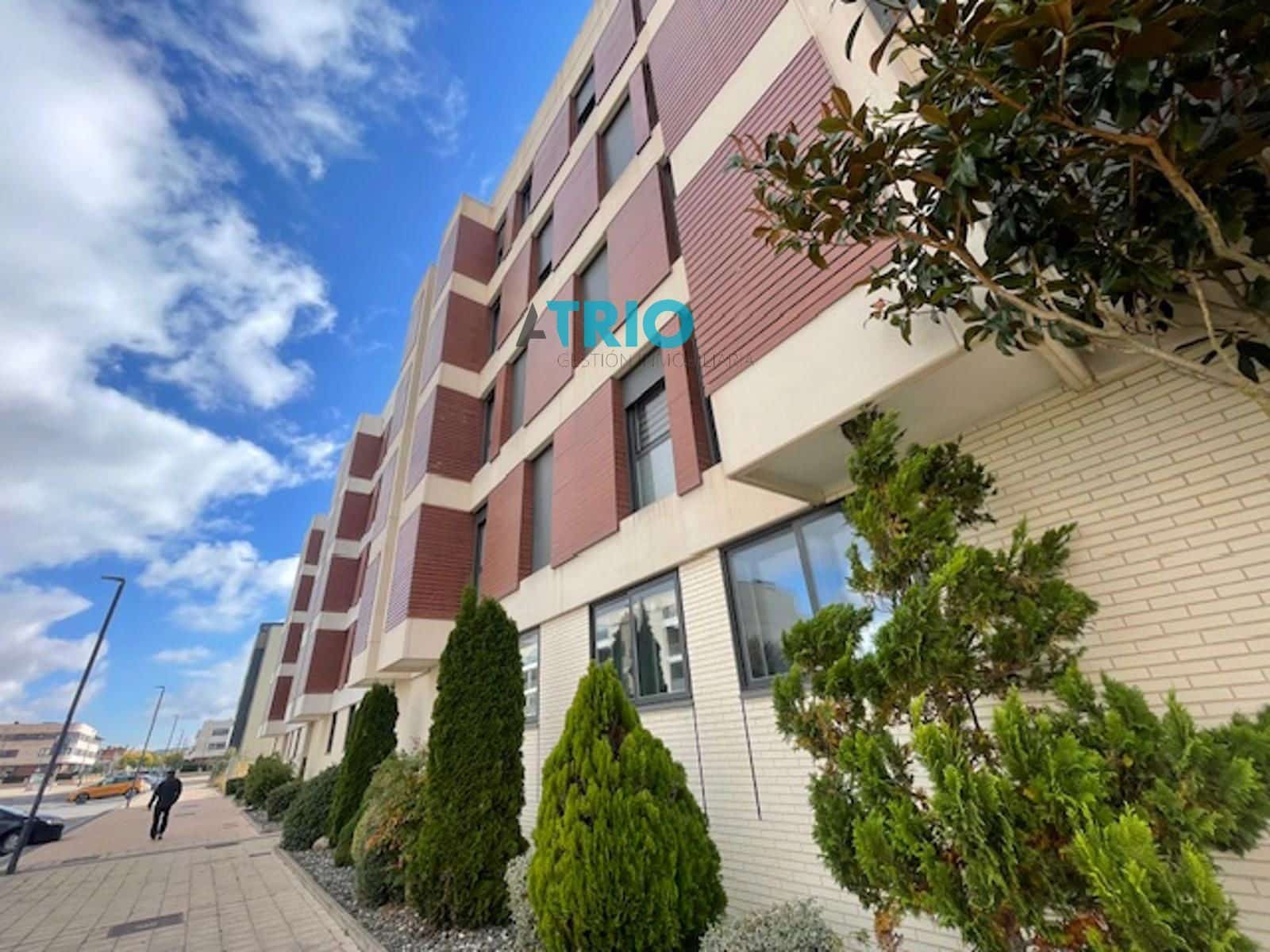 3 soveværelse Penthouse til salg i Burgos by med garage - € 360.000 (Ref: 9409698)