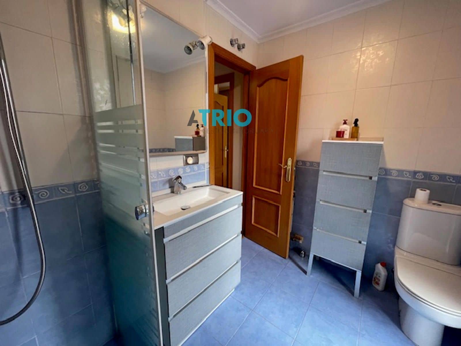5 slaapkamer Huis te koop in Burgos stad met garage - € 370.000 (Ref: 9410024)