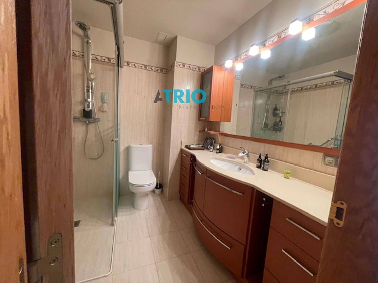 5 slaapkamer Huis te koop in Burgos stad met garage - € 370.000 (Ref: 9410024)