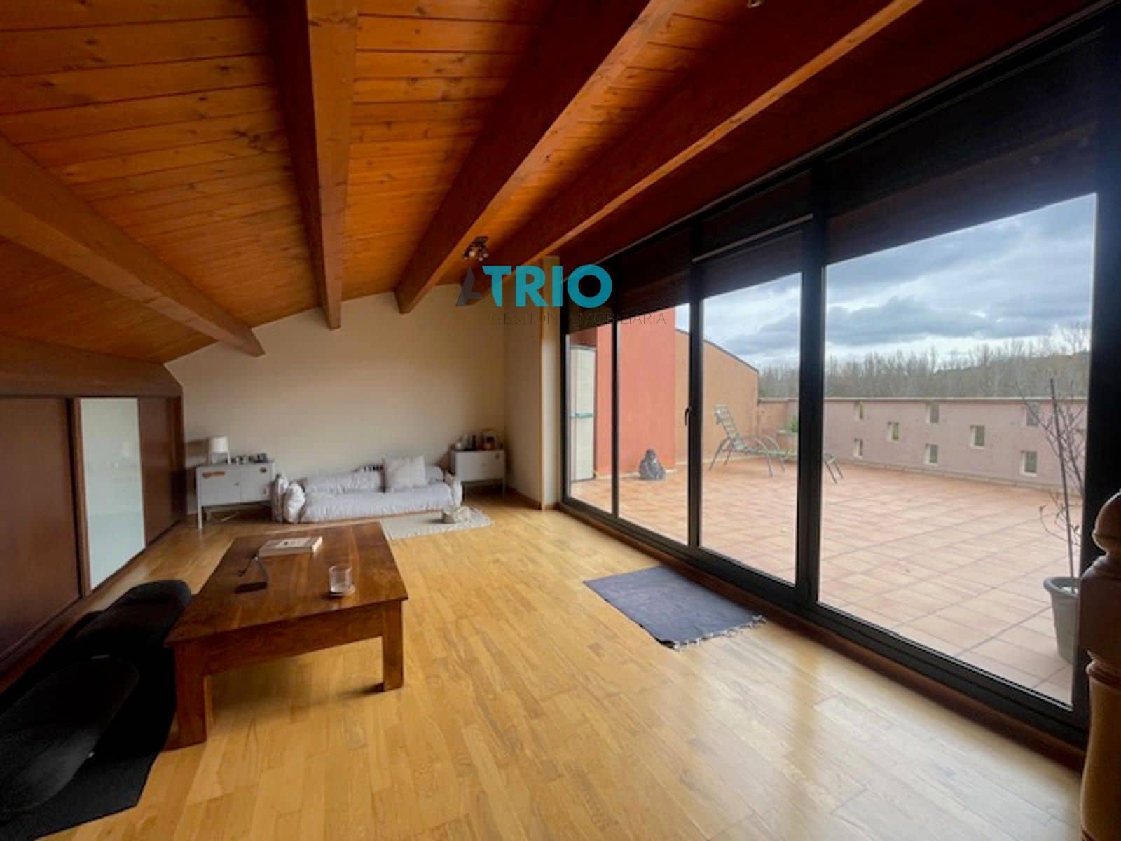 5 slaapkamer Huis te koop in Burgos stad met garage - € 370.000 (Ref: 9410024)