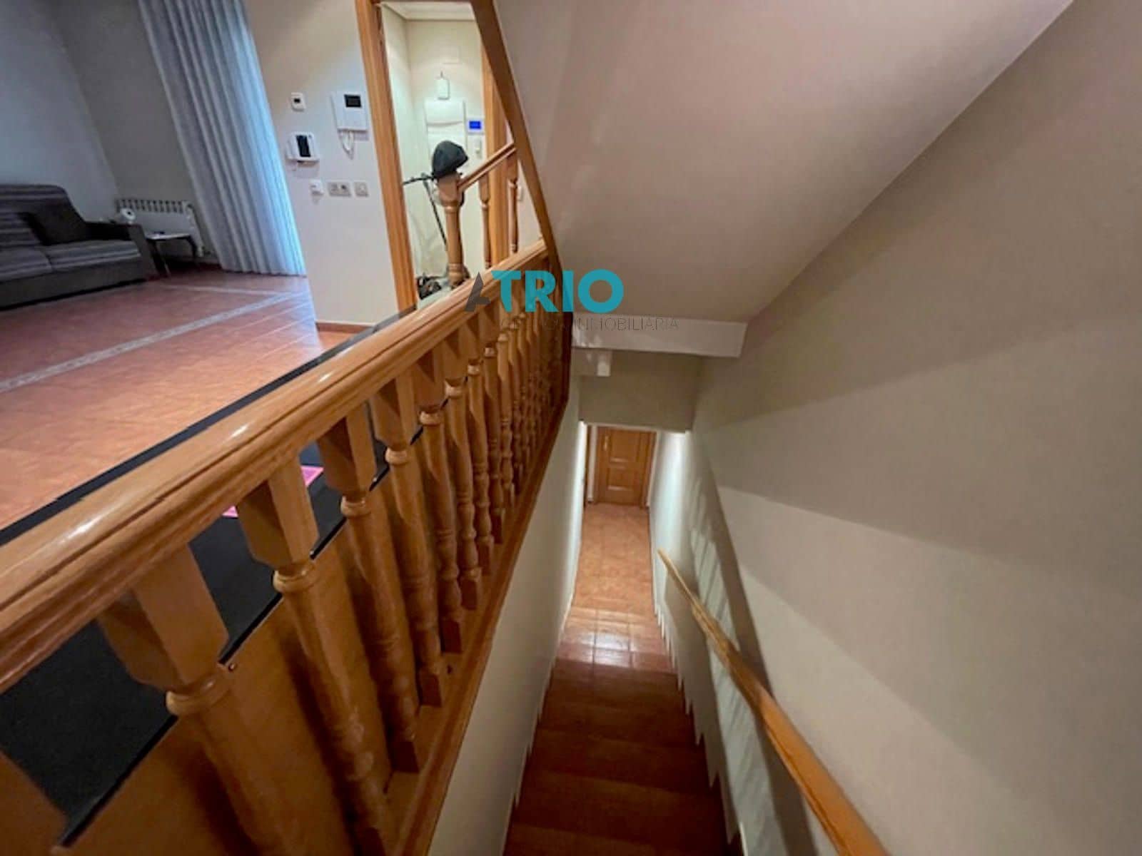 5 slaapkamer Huis te koop in Burgos stad met garage - € 370.000 (Ref: 9410024)