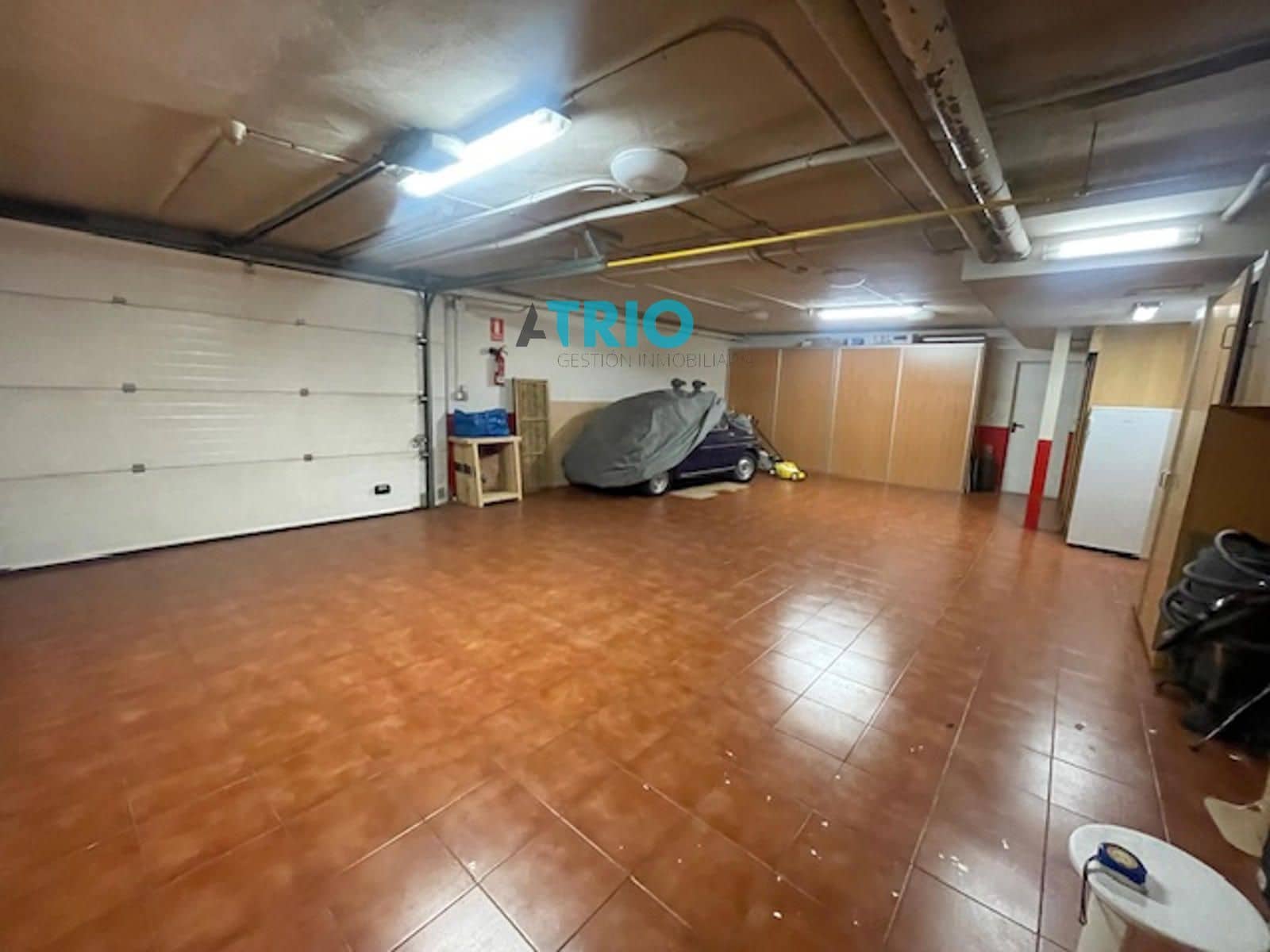 5 slaapkamer Huis te koop in Burgos stad met garage - € 370.000 (Ref: 9410024)