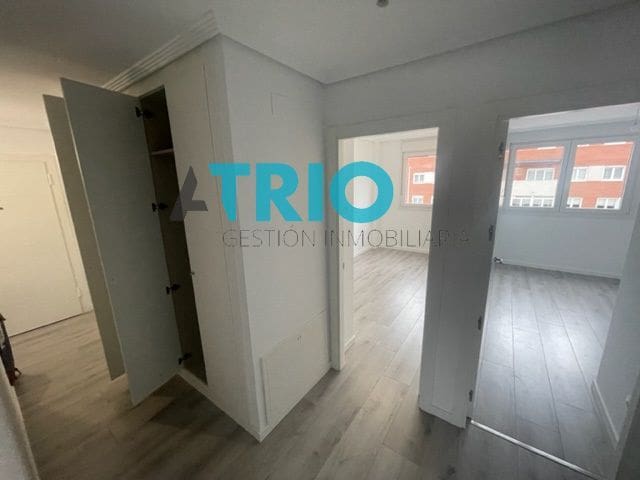 3 camera da letto Appartamento da affittare in Burgos citta con garage - 950 € (Rif: 9413018)