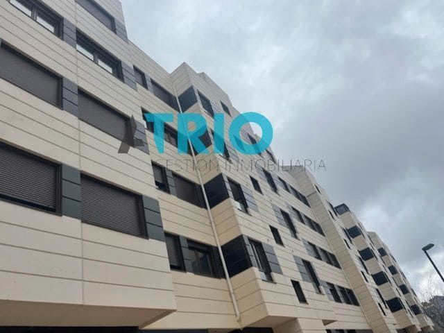 3 sypialnia Mieszkanie do wynajęcia w Miasto Burgos z garażem - 950 € (Ref: 9413018)