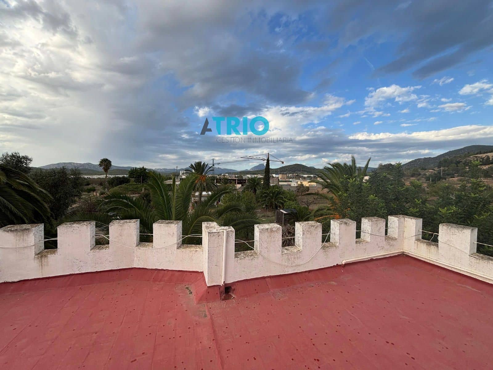 6 bedroom Villa for sale in Santa Ponsa - € 2,250,000 (Ref: 9414561)