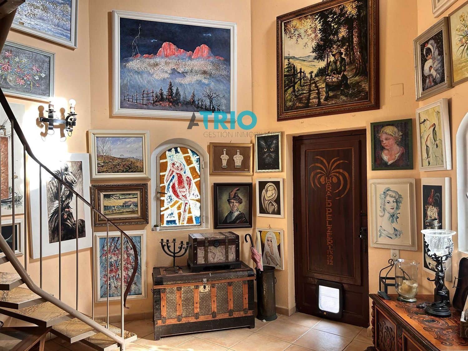 6 bedroom Villa for sale in Santa Ponsa - € 2,250,000 (Ref: 9414561)