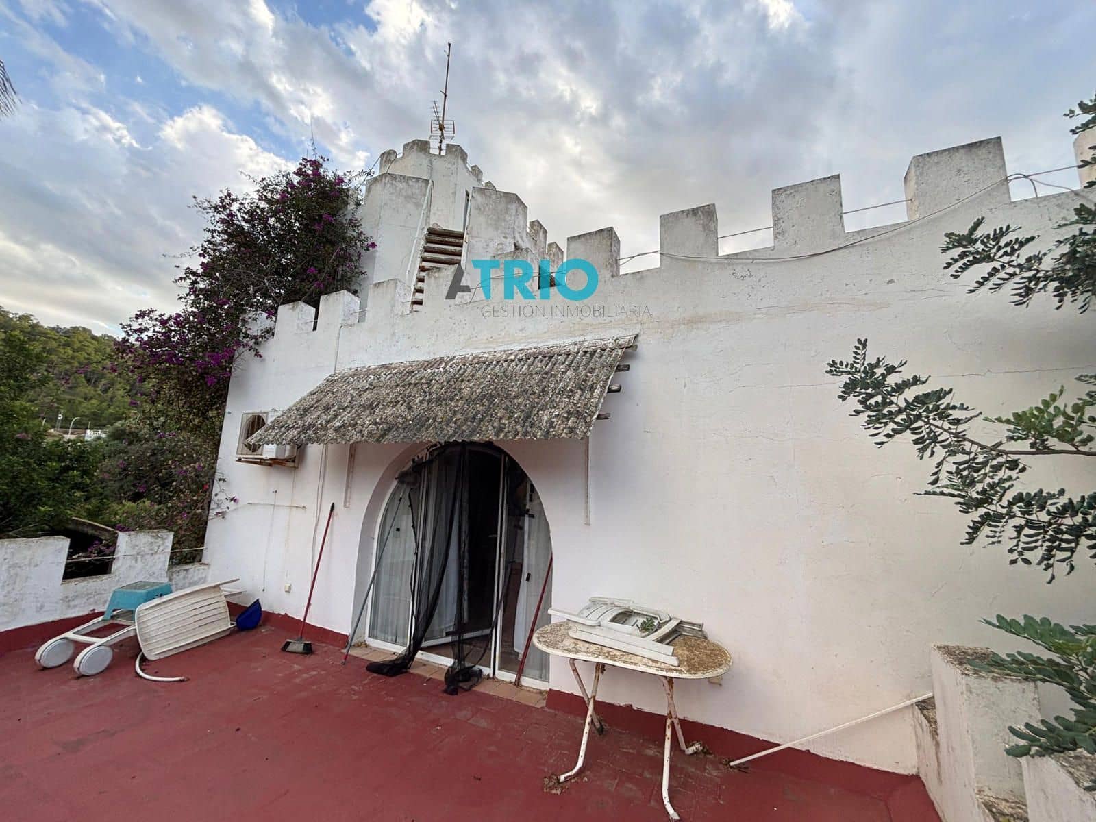 6 bedroom Villa for sale in Santa Ponsa - € 2,250,000 (Ref: 9414561)