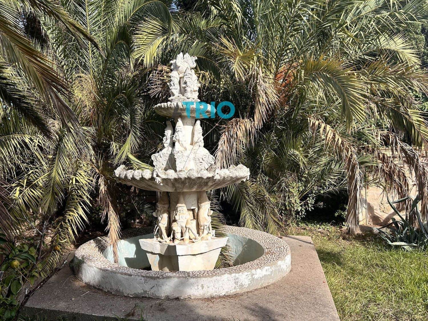 6 bedroom Villa for sale in Santa Ponsa - € 2,250,000 (Ref: 9414561)