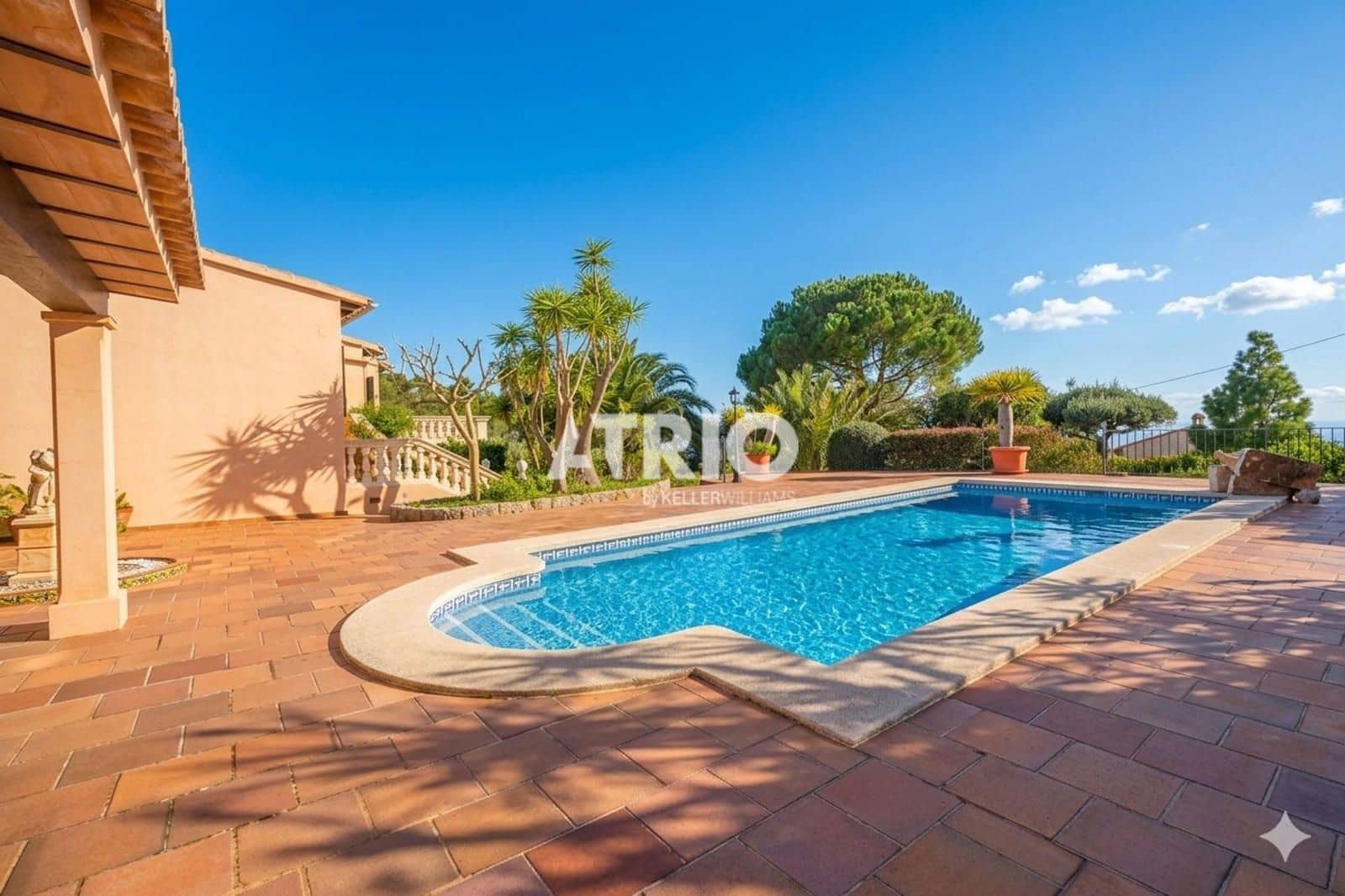 3 bedroom Villa for sale in Valldemosa with pool - € 1,650,000 (Ref: 9426552)