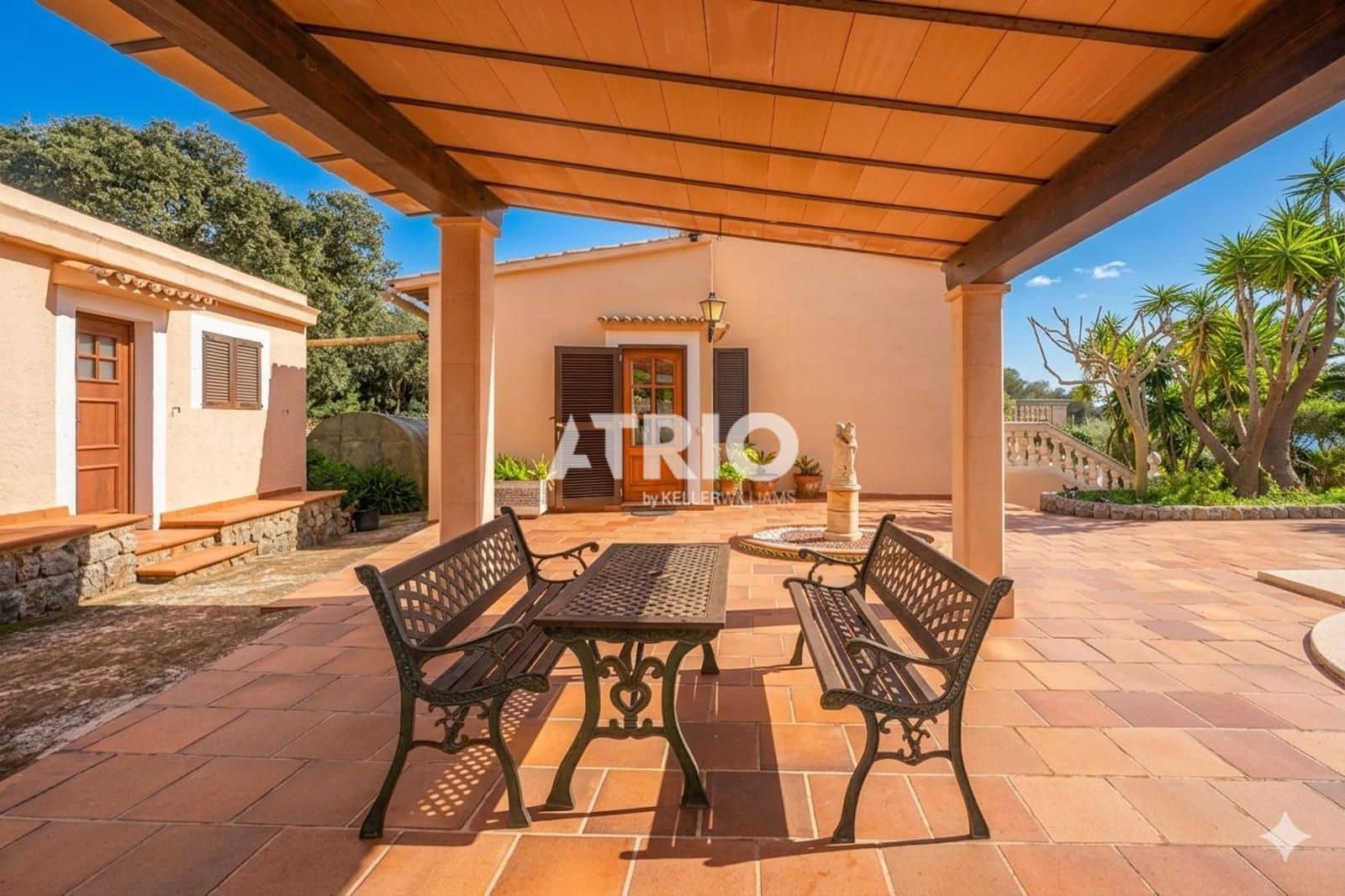 3 bedroom Villa for sale in Valldemosa with pool - € 1,650,000 (Ref: 9426552)