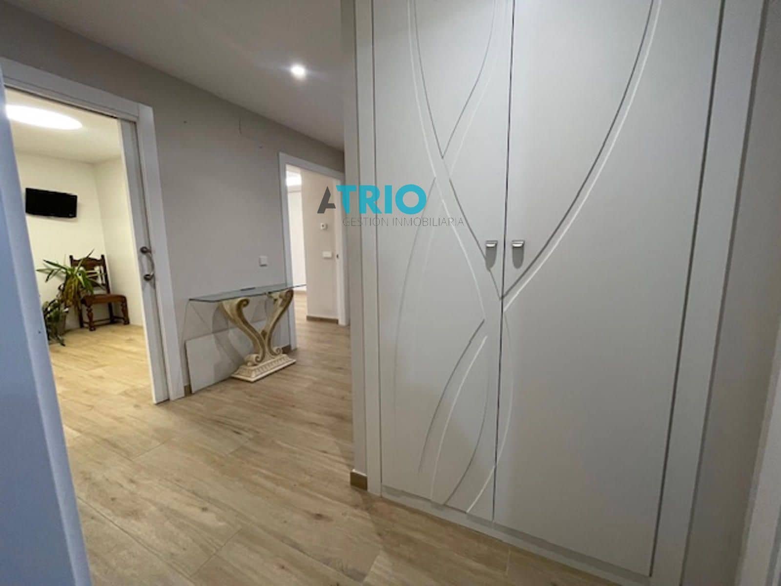 6 bedroom Villa for sale in Burgos city with garage - € 880,000 (Ref: 9428223)