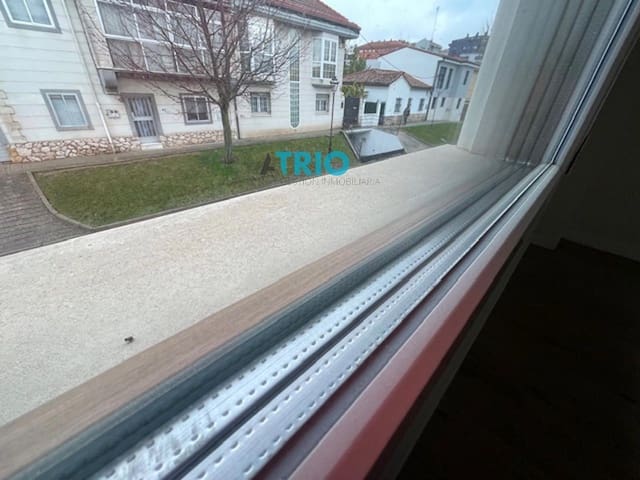 6 bedroom Villa for sale in Burgos city with garage - € 880,000 (Ref: 9428223)