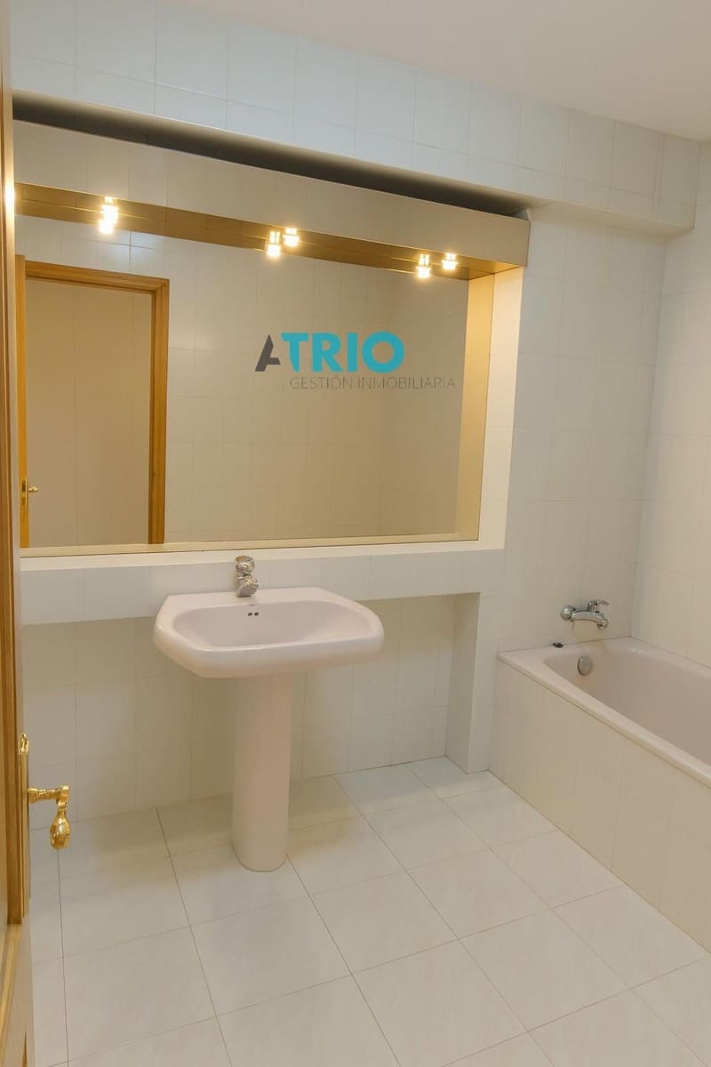 2 quarto Apartamento para venda em Palma de Mallorca com garagem - 300 000 € (Ref: 9449561)