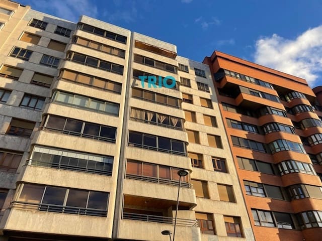 3 sovrum Lägenhet till salu i Burgos stad med garage - 239 900 € (Ref: 9449562)