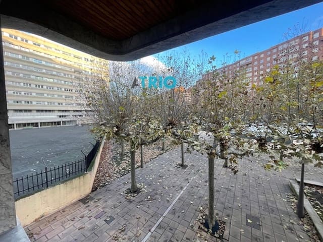 3 sovrum Lägenhet till salu i Burgos stad med garage - 239 900 € (Ref: 9449562)