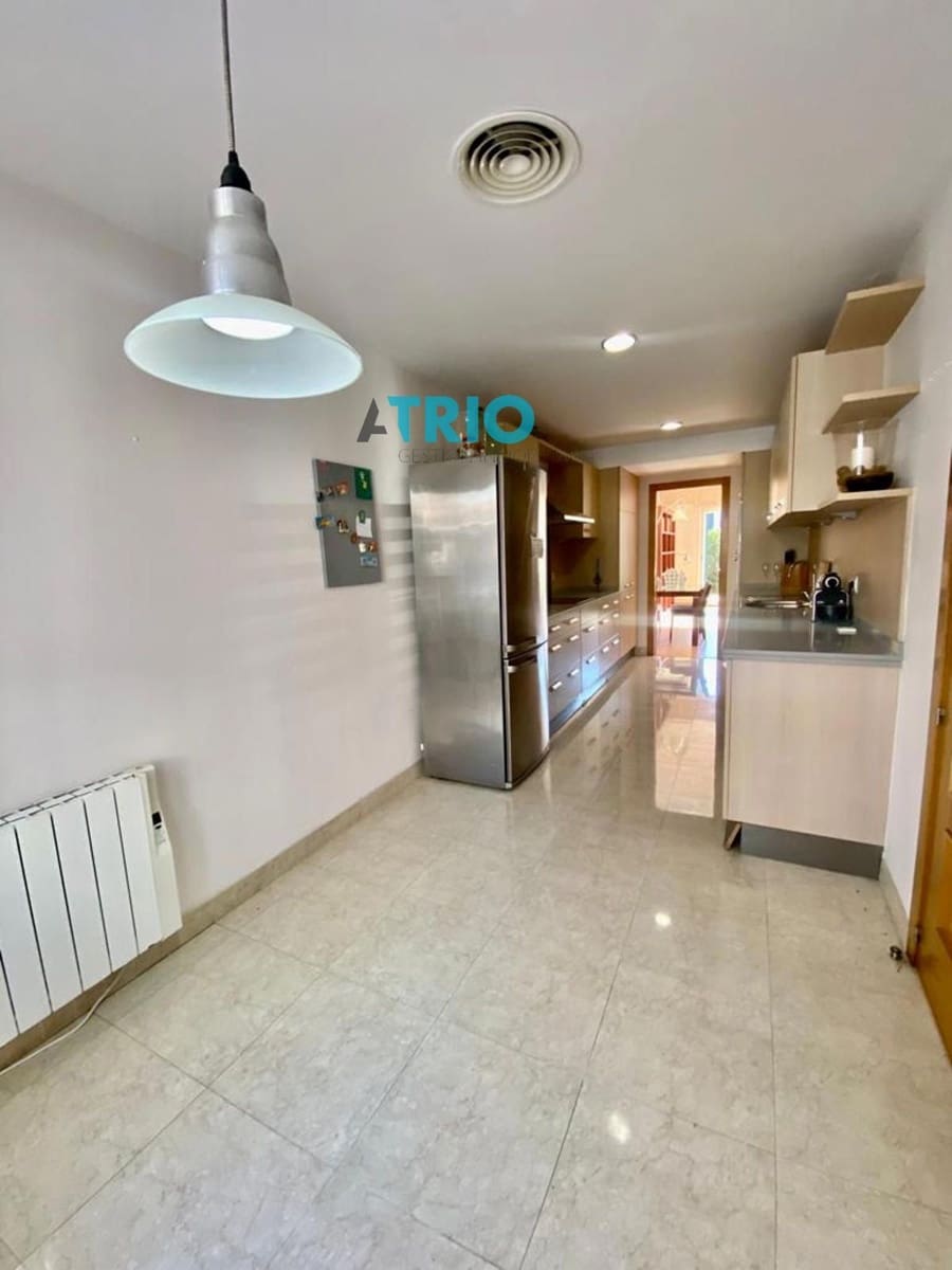 4 bedroom Townhouse for sale in Palma de Mallorca with pool garage - € 849,900 (Ref: 9451182)