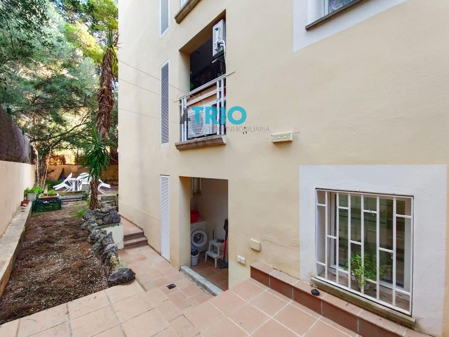 2 bedroom Flat for sale in Palma de Mallorca with pool - € 460,000 (Ref: 9452928)