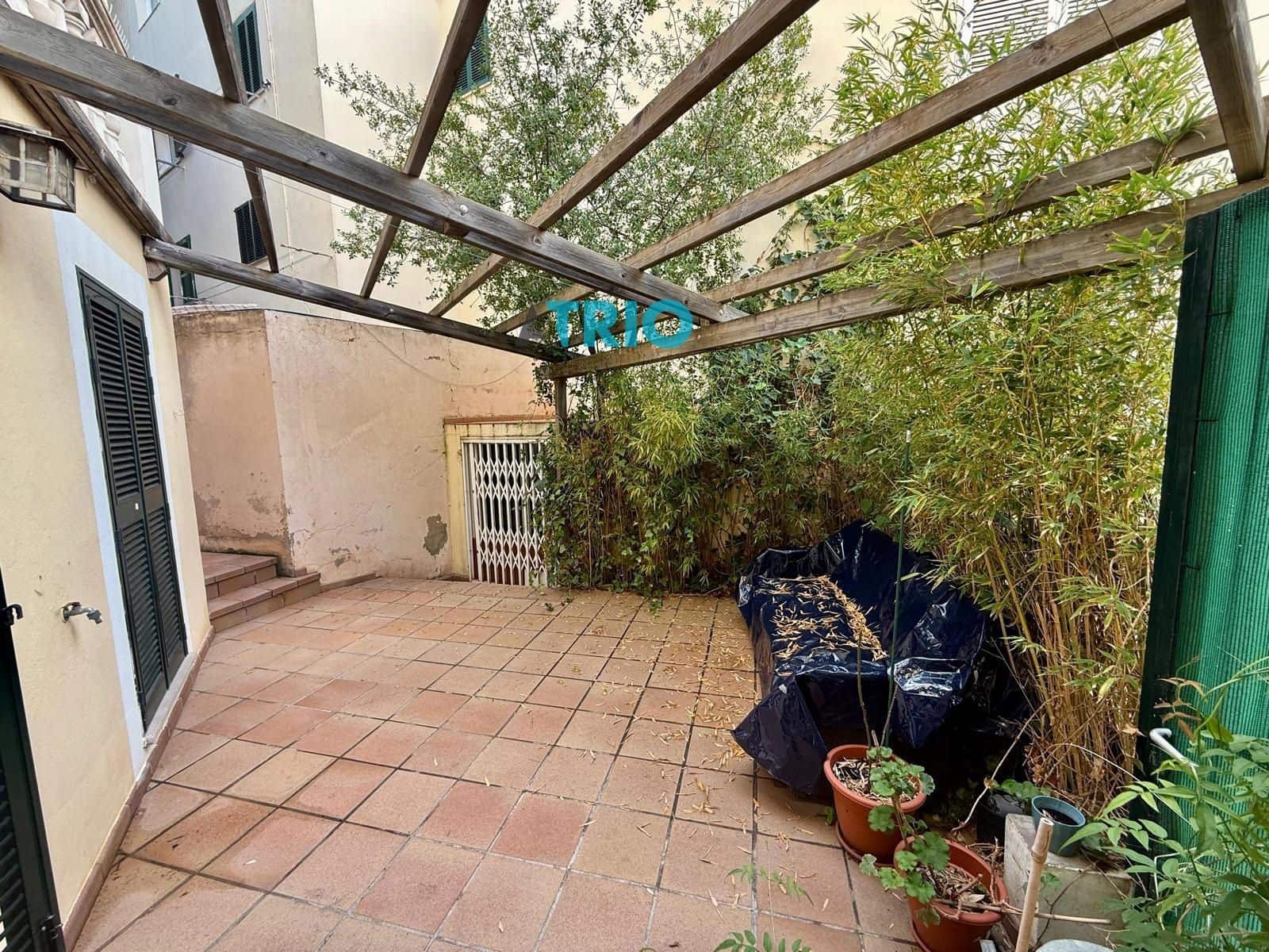 2 bedroom Flat for sale in Palma de Mallorca with pool - € 460,000 (Ref: 9452928)