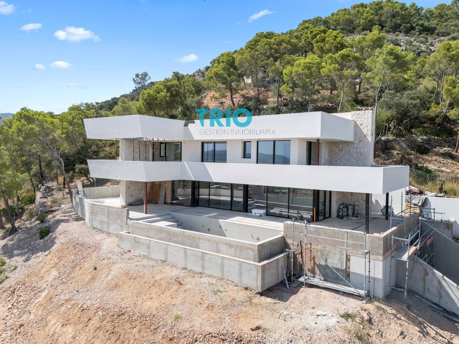 4 bedroom Villa for sale in Bunyola with pool garage - € 6,850,000 (Ref: 9465865)