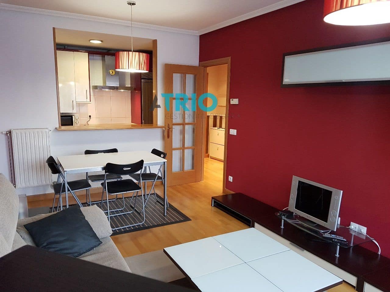 1 soveværelse Lejlighed til leje i Burgos by med garage - € 650 (Ref: 9469951)