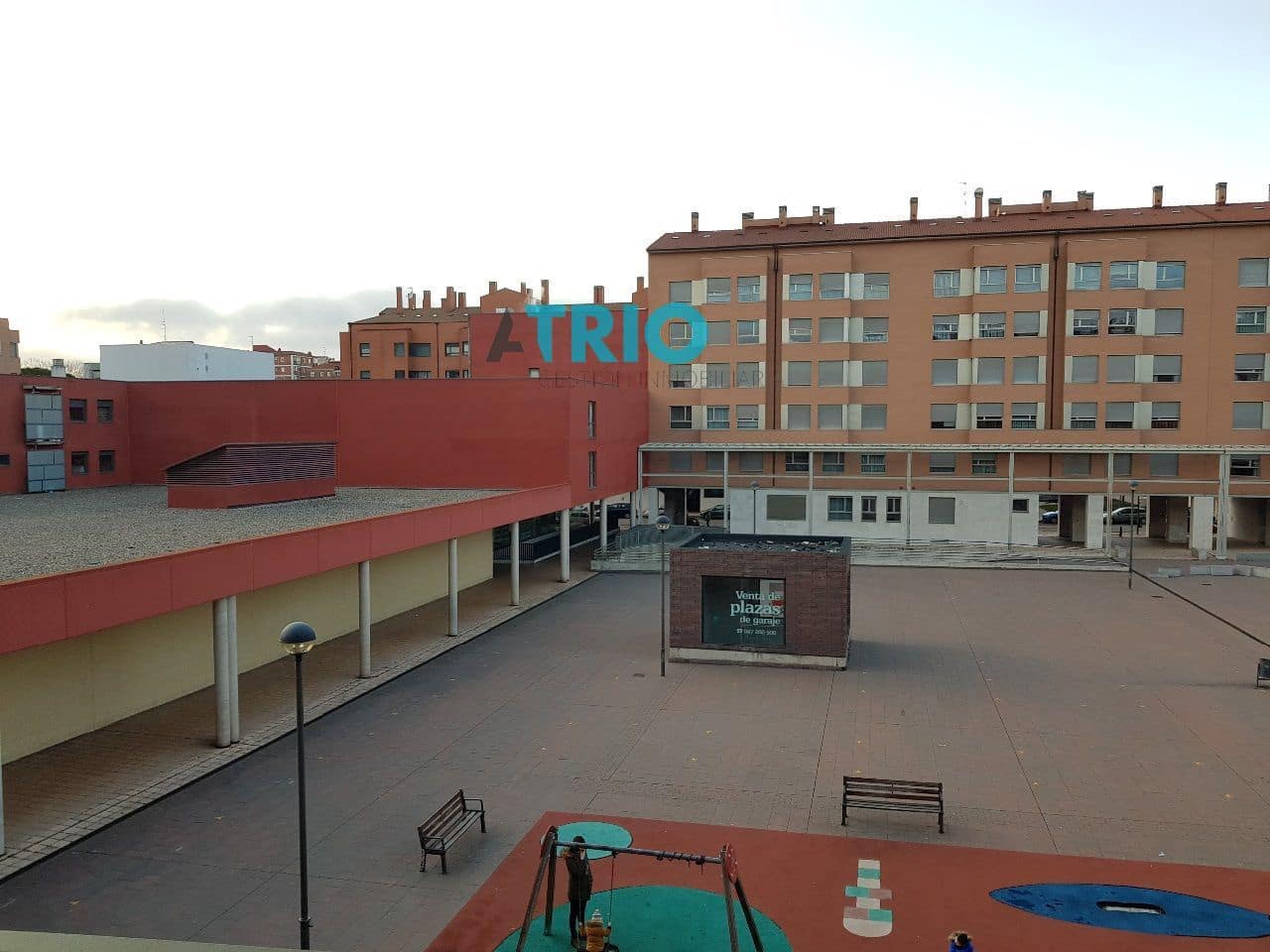 1 soveværelse Lejlighed til leje i Burgos by med garage - € 650 (Ref: 9469951)