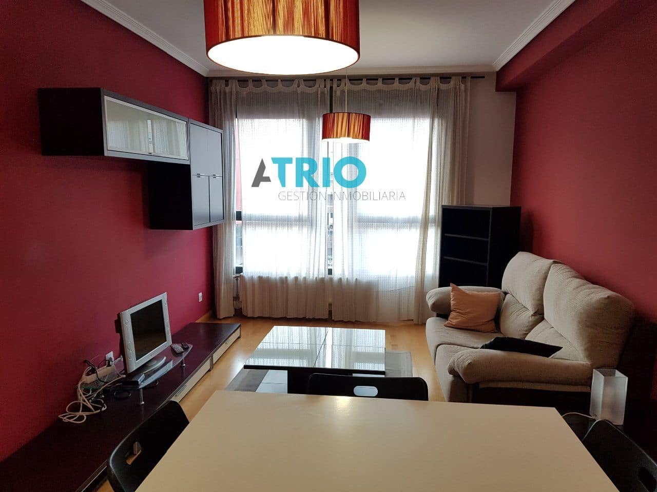 1 soveværelse Lejlighed til leje i Burgos by med garage - € 650 (Ref: 9469951)