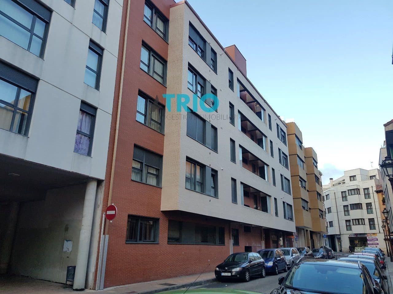 1 soveværelse Lejlighed til leje i Burgos by med garage - € 650 (Ref: 9469951)