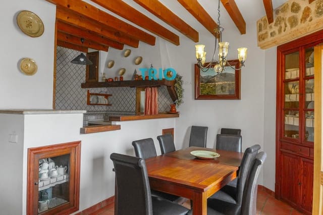 4 bedroom Villa for rent in Caimari, Selva - € 2,400 (Ref: 9495469)