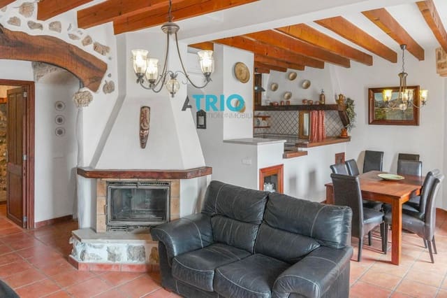 4 bedroom Villa for rent in Caimari, Selva - € 2,400 (Ref: 9495469)