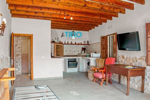 4 bedroom Villa for rent in Caimari, Selva - € 2,400 (Ref: 9495469)