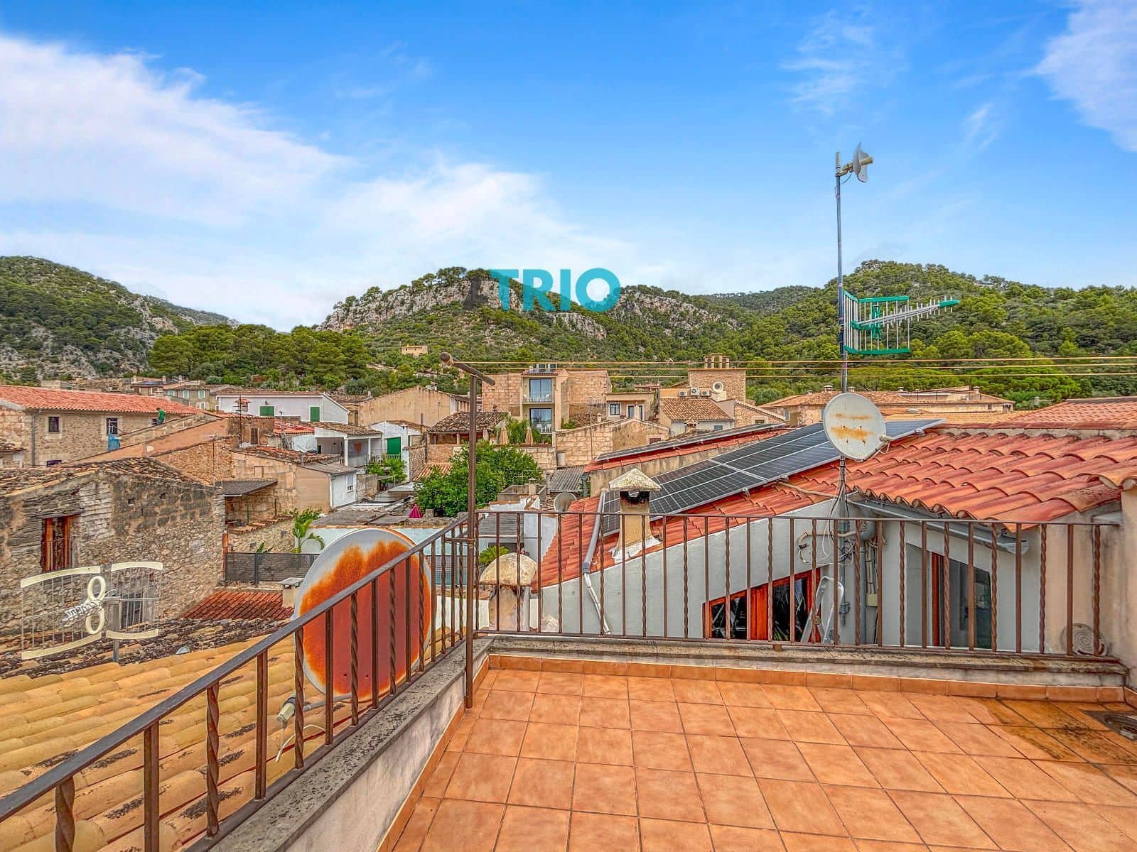 4 bedroom Villa for rent in Caimari - € 2,400 (Ref: 9495469)