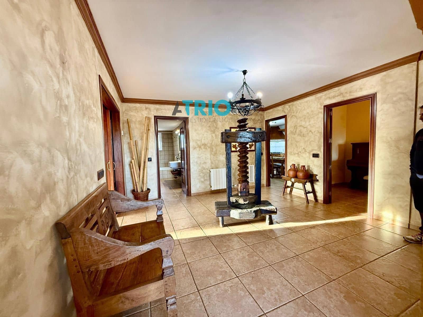 5 bedroom Villa for rent in Marratxi with pool garage - € 3,100 (Ref: 9496504)