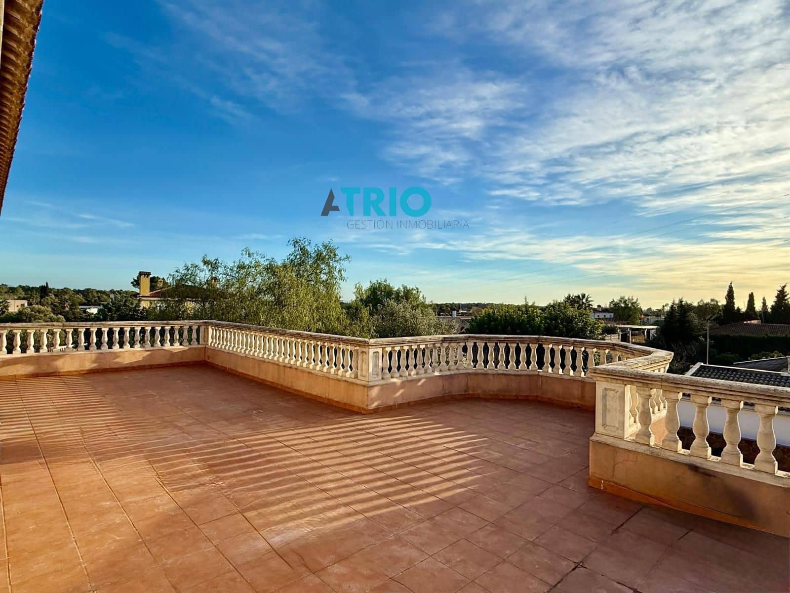 5 bedroom Villa for rent in Marratxi with pool garage - € 3,100 (Ref: 9496504)