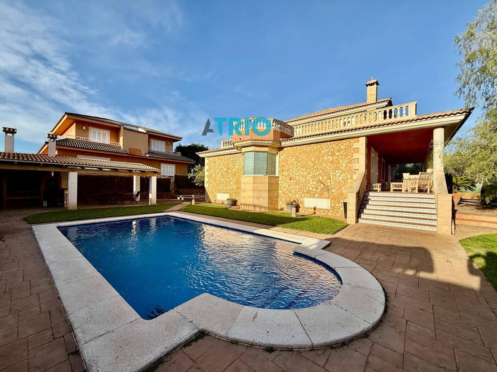 5 bedroom Villa for rent in Marratxi with pool garage - € 3,100 (Ref: 9496504)