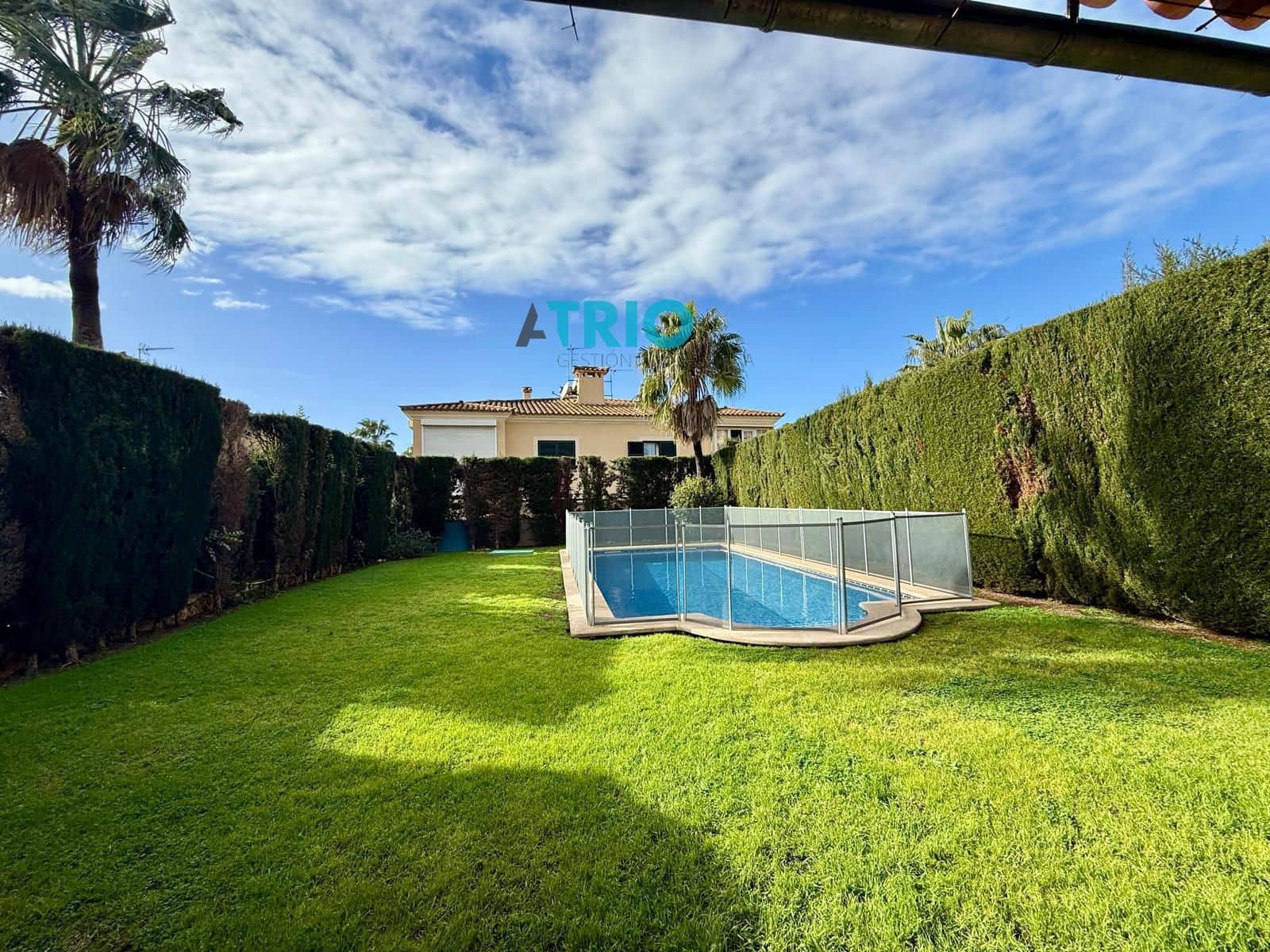 4 Zimmer Villa zu verkaufen in Puig de Ros mit Pool Garage - 1.060.000 € (Ref: 9504737)