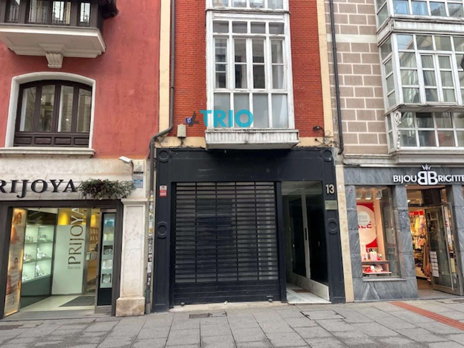 Kommersiell til leie i Burgos by - € 1 600 (Ref: 9510355)