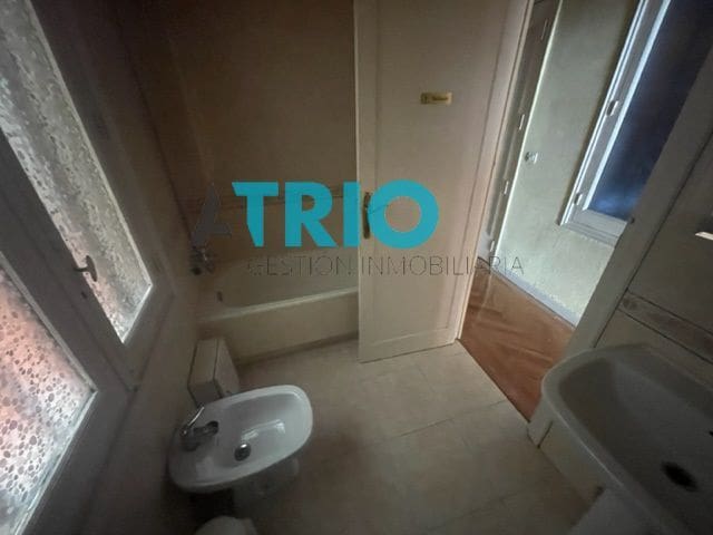 Bureau à louer à Burgos ville - 990 € (Ref: 9534860)