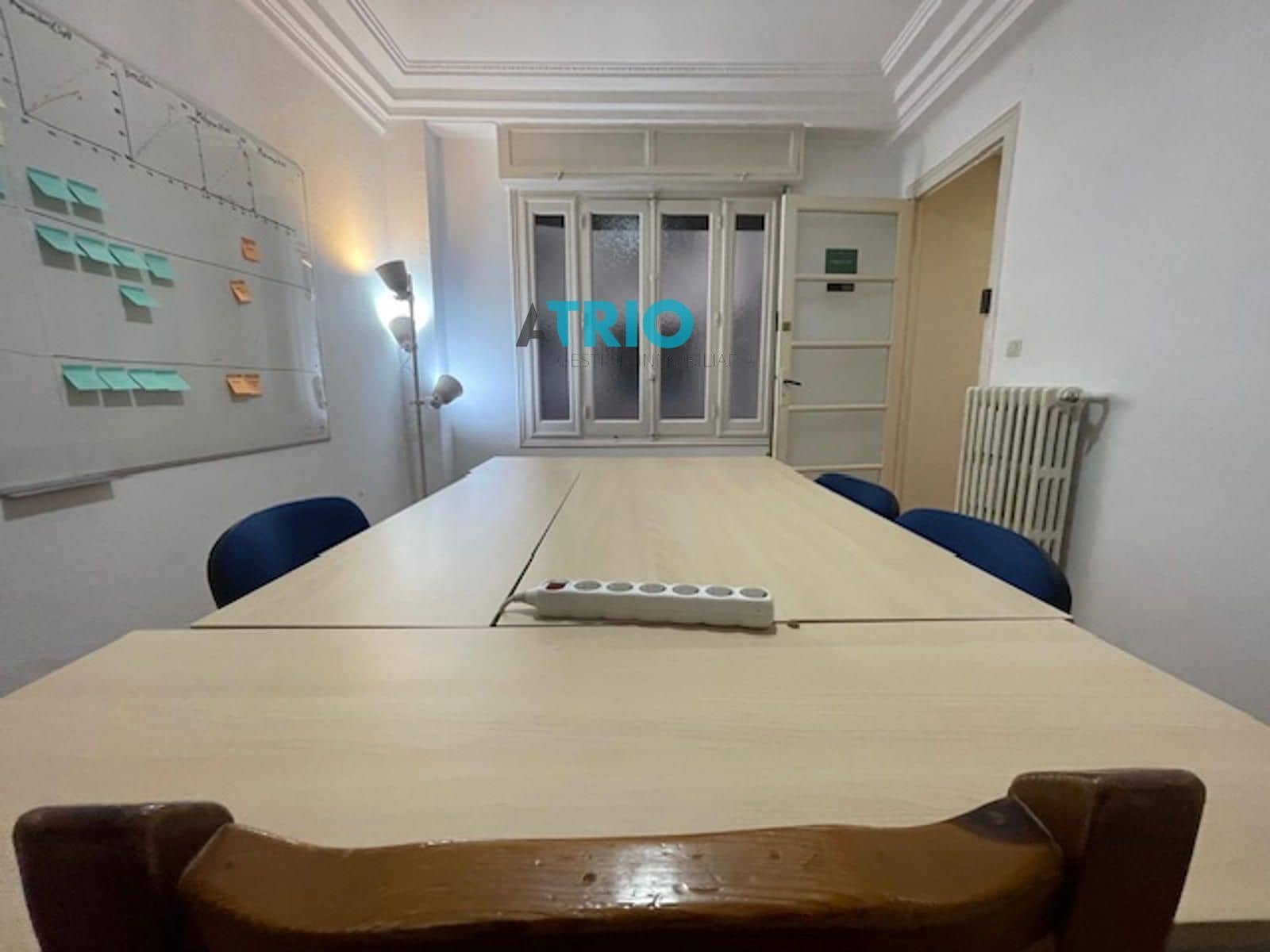 Office for rent in Burgos city - € 990 (Ref: 9534860)