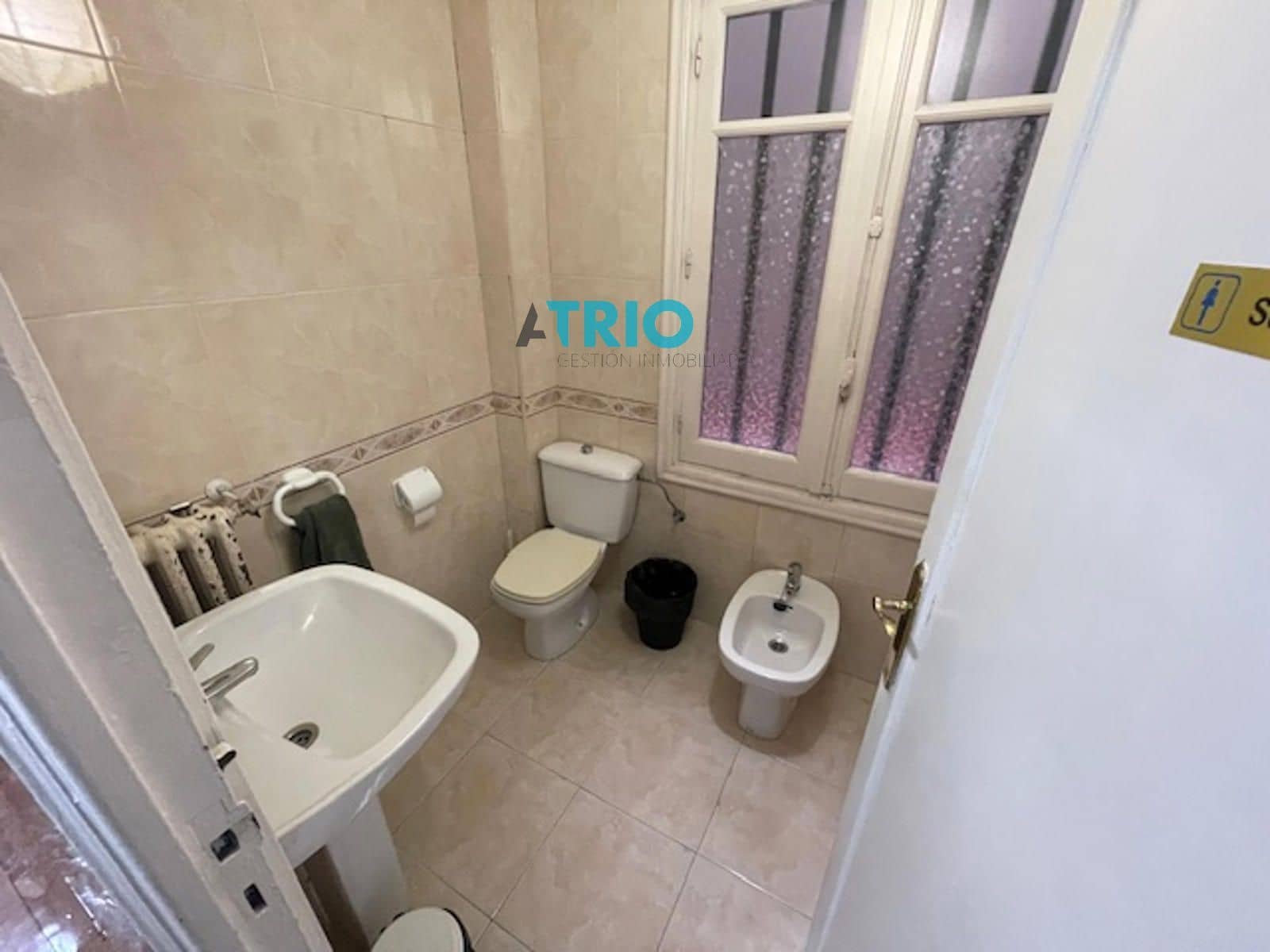 Office for rent in Burgos city - € 990 (Ref: 9534860)