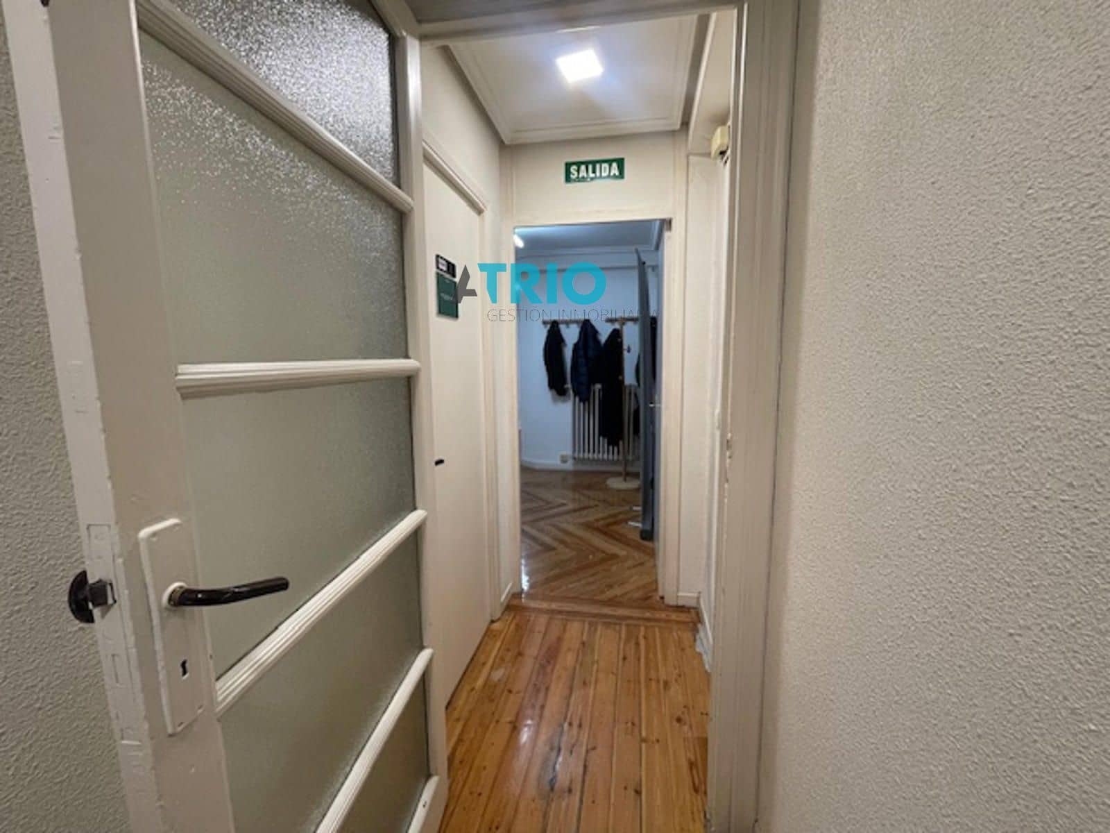 Office for rent in Burgos city - € 990 (Ref: 9534860)