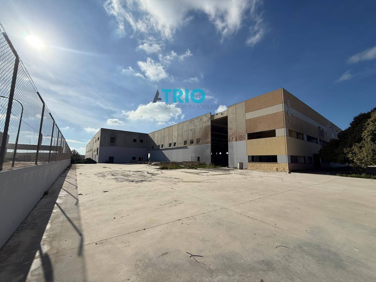 Kommersiell till salu i Bunyola - 13 800 000 € (Ref: 9548624)