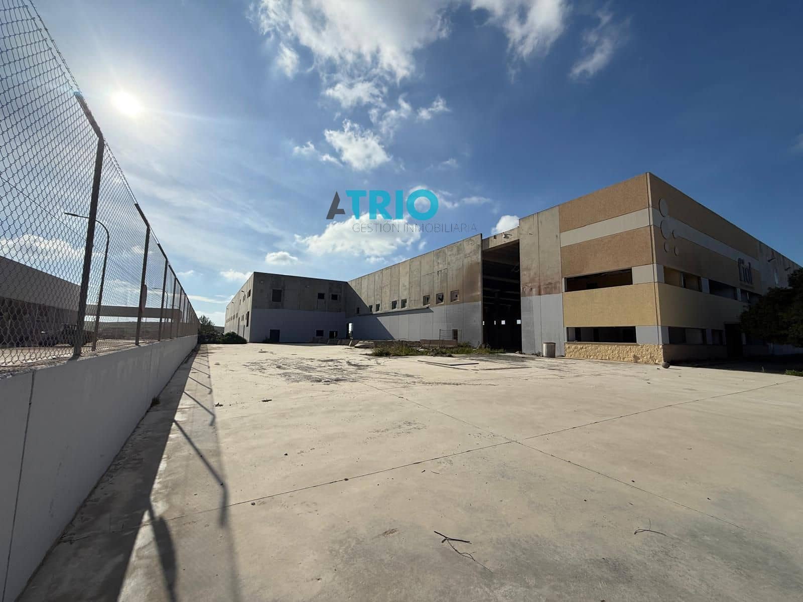 Kommersiell till salu i Bunyola - 13 800 000 € (Ref: 9548624)