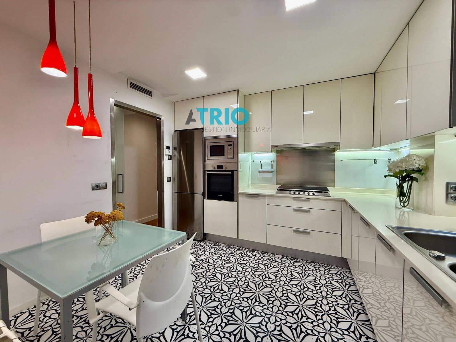 3 quarto Apartamento para venda em Palma de Mallorca com garagem - 1 680 000 € (Ref: 9548625)