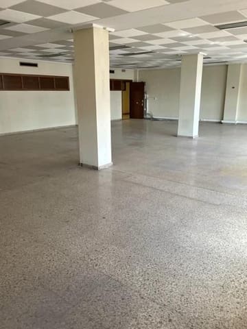 Kontor til leje i Burgos by - € 850 (Ref: 9548626)