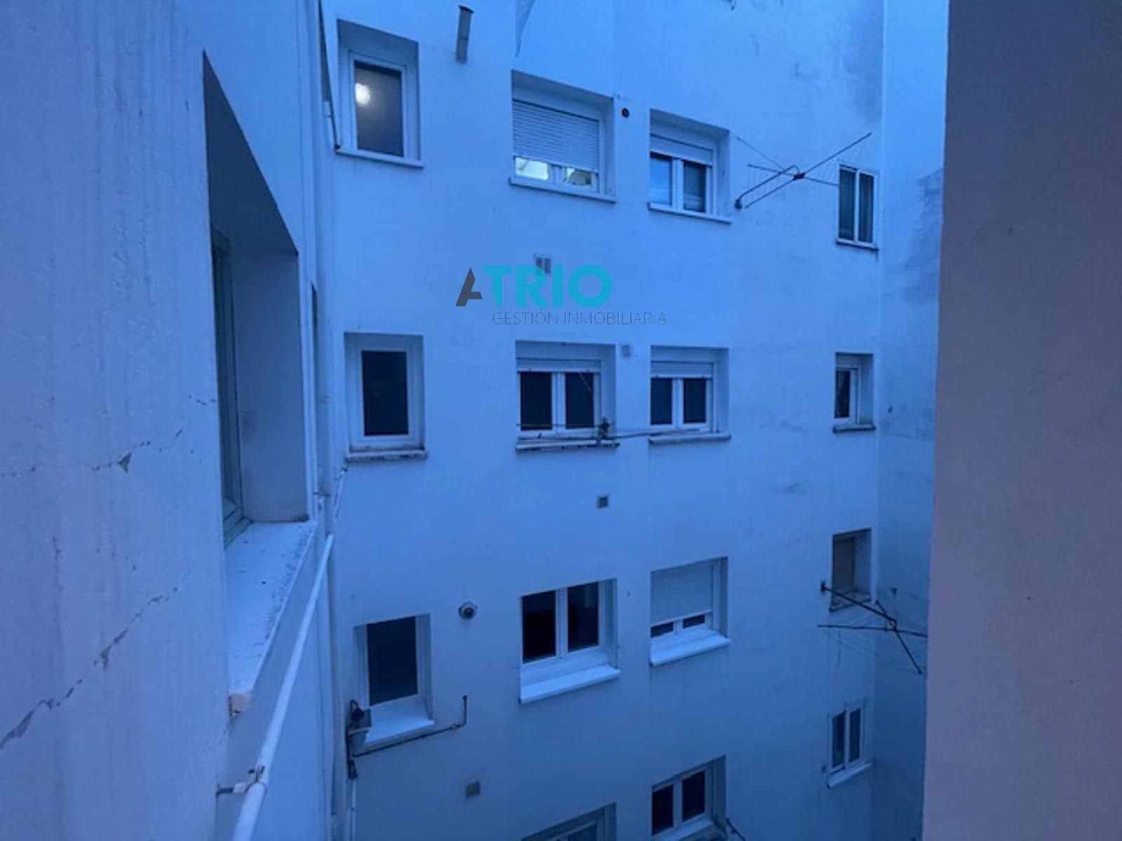 2 bedroom Flat for rent in Burgos city - € 750 (Ref: 9560691)