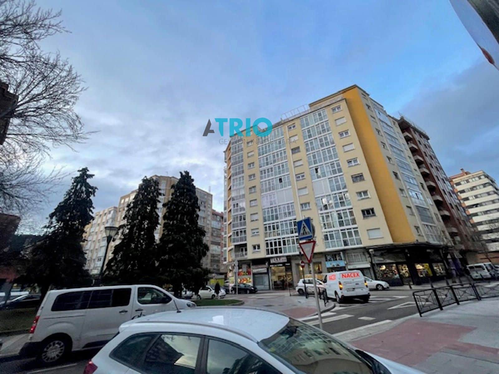 2 bedroom Flat for rent in Burgos city - € 750 (Ref: 9560691)