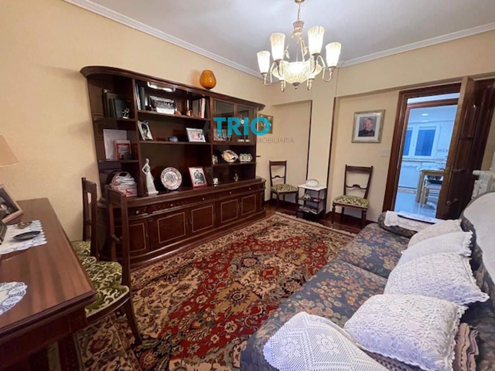 2 bedroom Flat for rent in Burgos city - € 750 (Ref: 9560691)