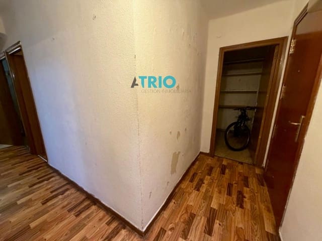 2 slaapkamer Flat te koop in Burgos stad - € 120.000 (Ref: 9560692)